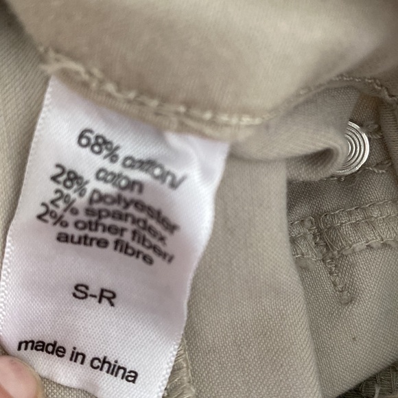 Maurices light colored khaki pants NWOT - Picture 7 of 7